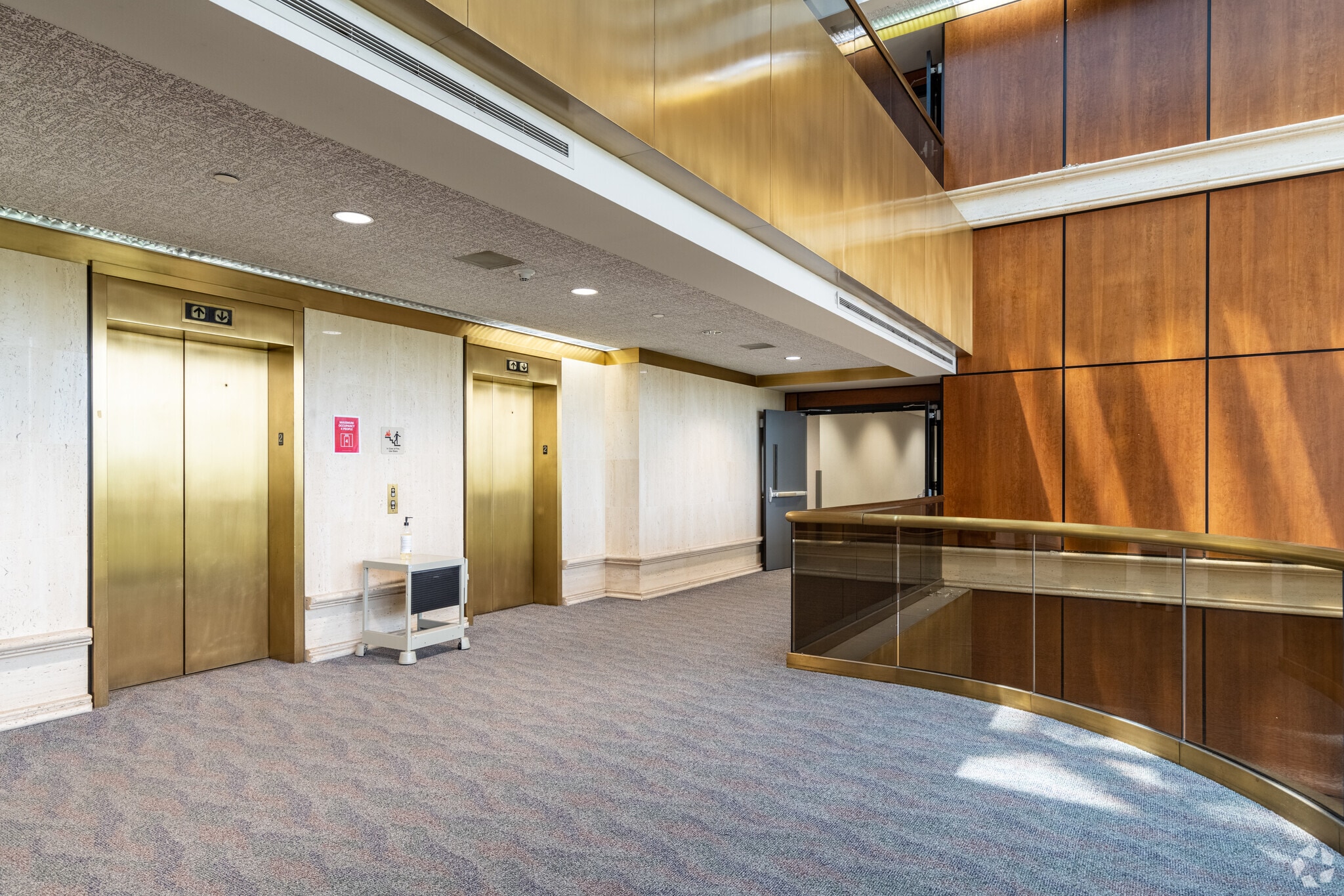 53 Frontage Rd, Hampton, NJ for lease Interior Photo- Image 1 of 4