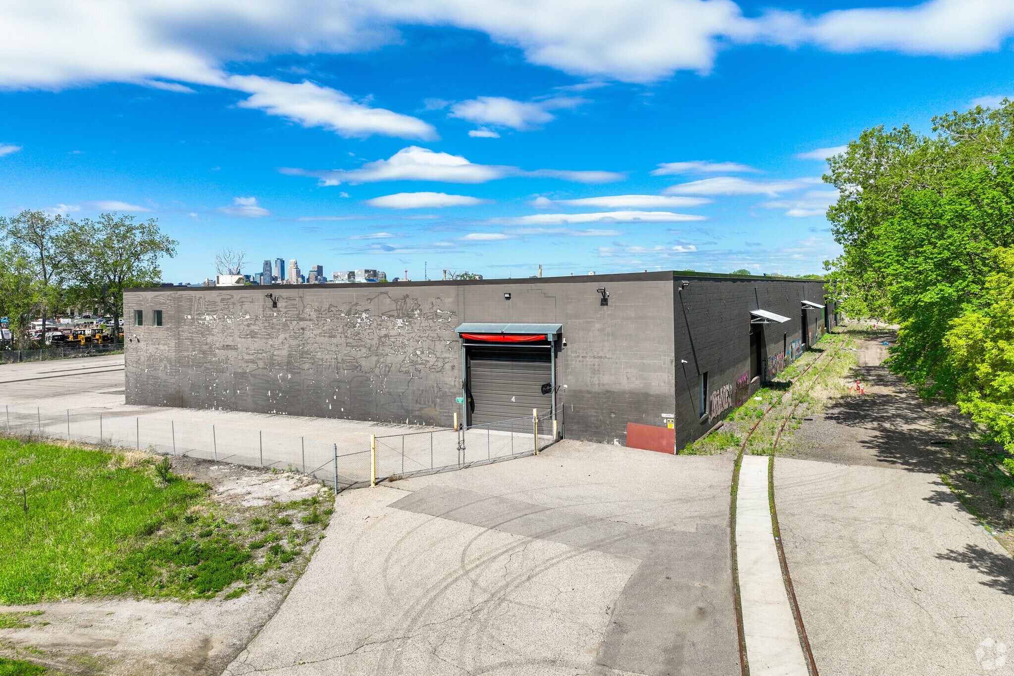 722 Kasota Cir, Minneapolis, MN 55414 Kasota Fruit Terminal