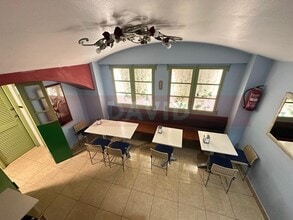 Retail in Barcelona, Barcelona for lease Interior Photo- Image 1 of 16