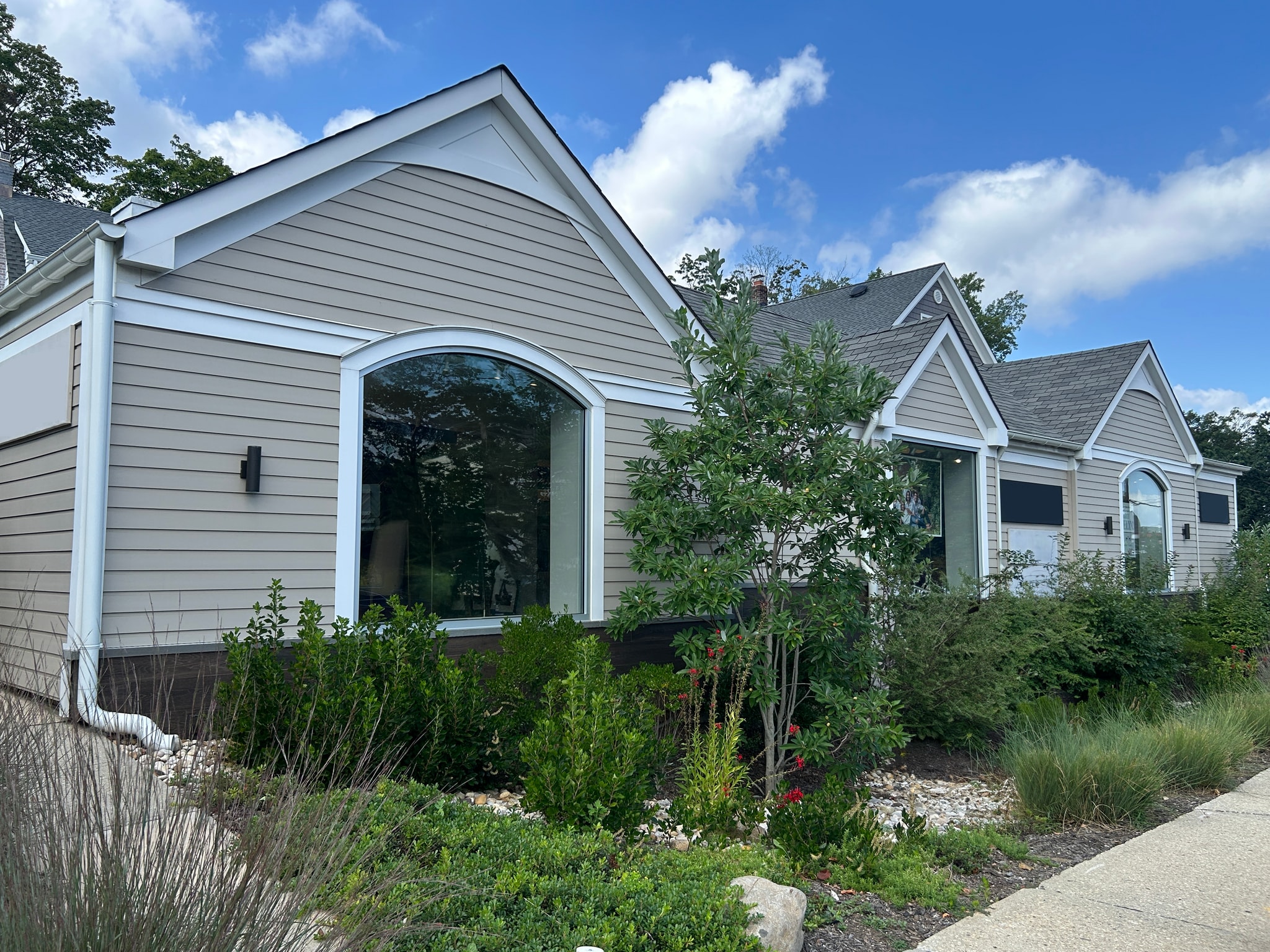 445 New York Ave, Huntington, NY for lease Primary Photo- Image 1 of 6