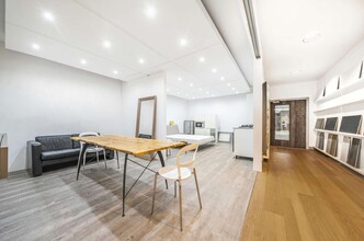 Theobald St, Borehamwood for lease Interior Photo- Image 2 of 8