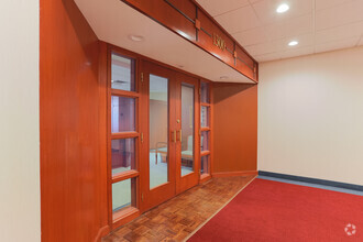 350 Main St, Buffalo, NY for lease Interior Photo- Image 2 of 9