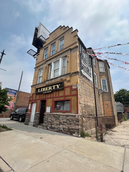 3341-3343 N Western Ave, Chicago, IL for sale - Building Photo - Image 1 of 13