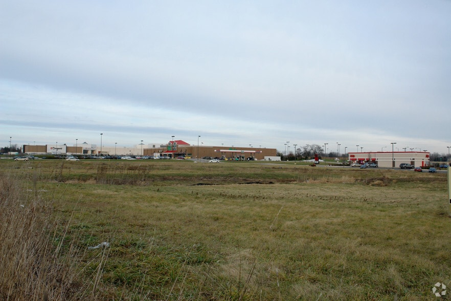 71xx Harrison Ave, Cherry Valley, IL for sale - Building Photo - Image 2 of 4