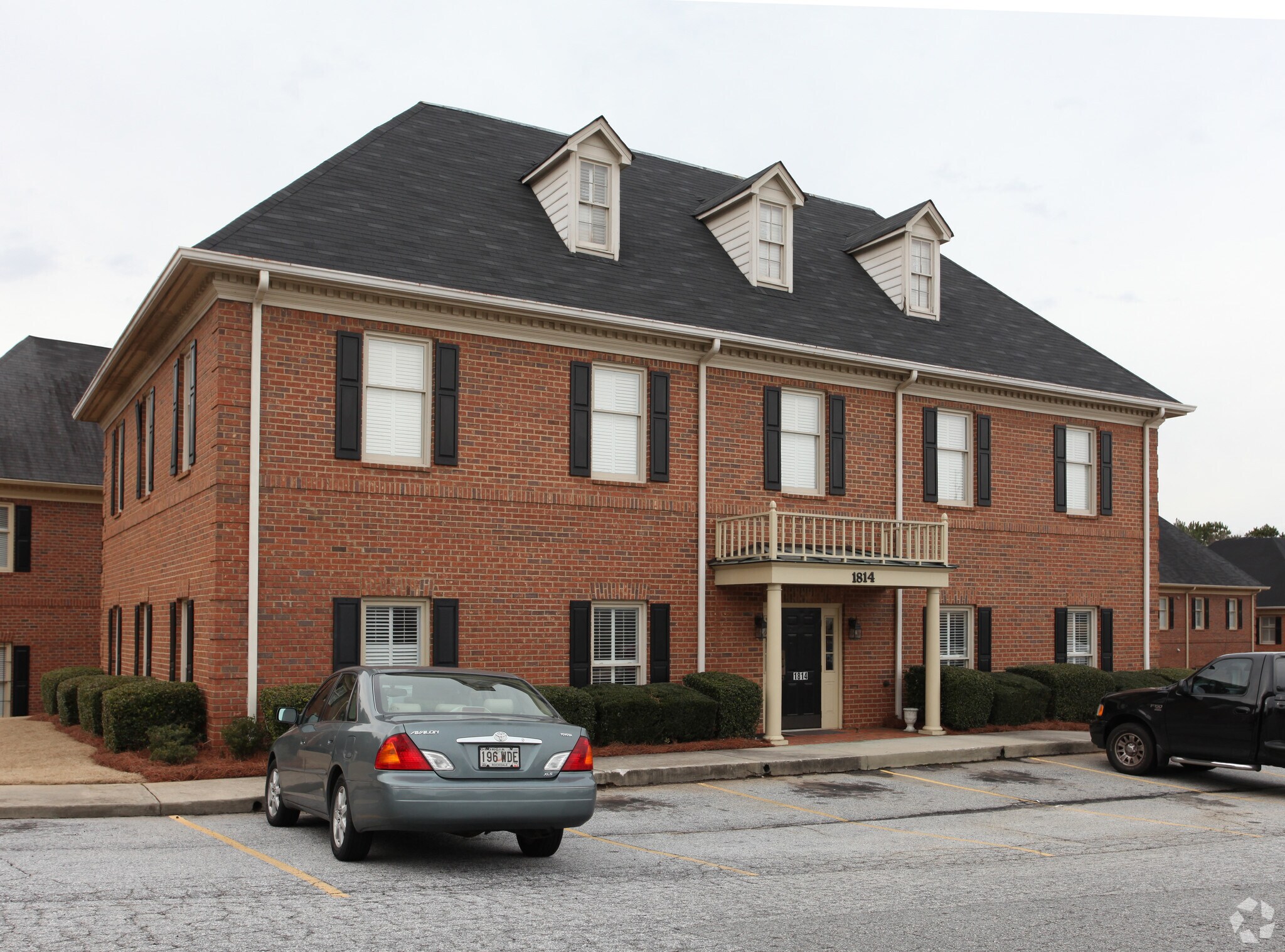 1814 Overlake Dr, Conyers, GA for sale Primary Photo- Image 1 of 1