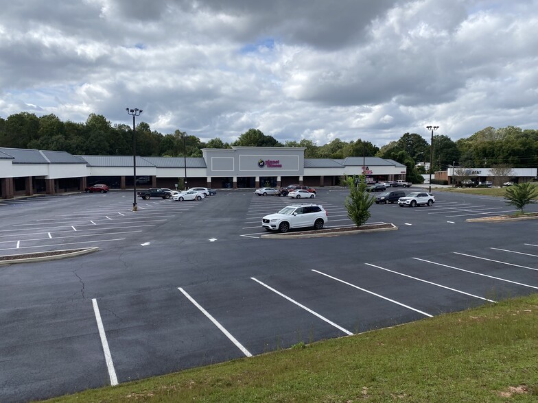 620 Big A Rd, Toccoa, GA for lease - Building Photo - Image 1 of 18