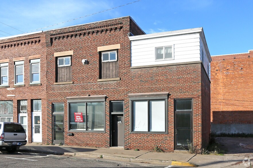 106 1st St S, Ladysmith, WI 54848