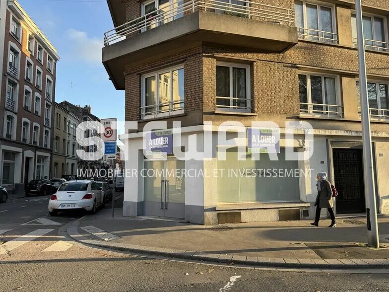 Retail in La Madeleine for lease - Building Photo - Image 2 of 11