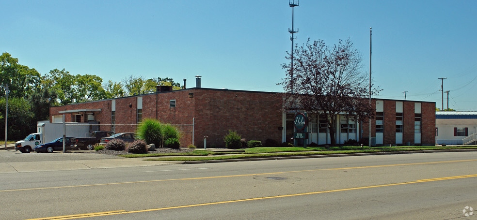 1516 Nicholas Rd, Dayton, OH for lease - Primary Photo - Image 1 of 18