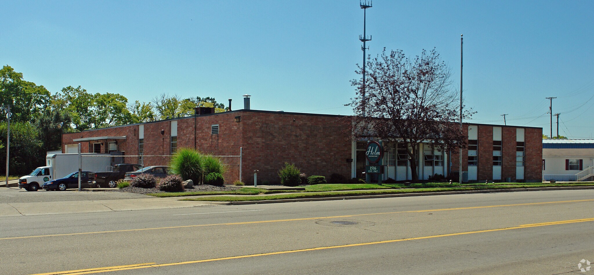 1516 Nicholas Rd, Dayton, OH for lease Primary Photo- Image 1 of 19