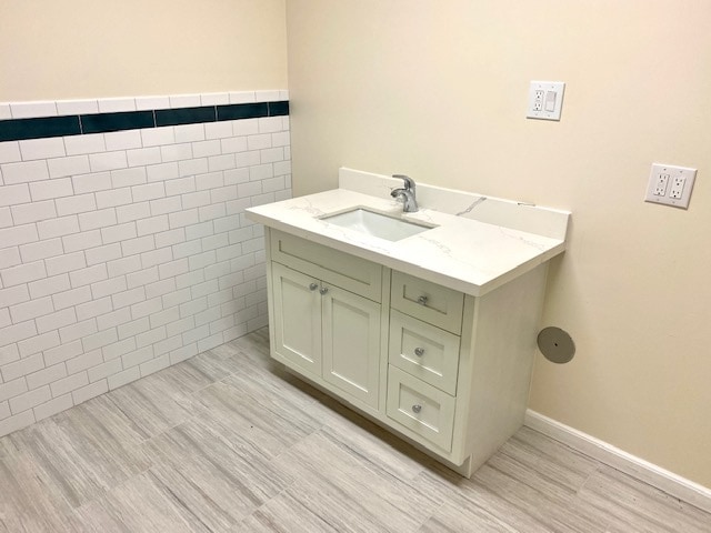 12900 Bradley Ave, Sylmar, CA for lease - Building Photo - Image 3 of 6