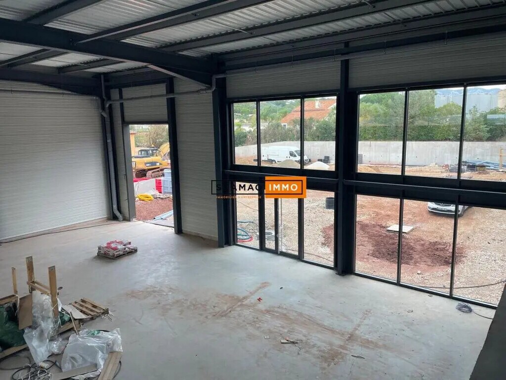 Vente Bureaux 420 m² à 750 m² - Photo 1