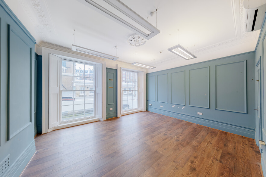 32-32A Thurloe Pl, London for lease - Building Photo - Image 3 of 9