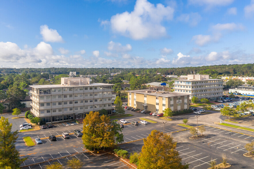 3929 Airport Blvd, Mobile, AL for sale - Building Photo - Image 1 of 1