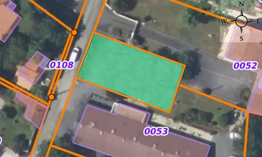Land in Montamisé for sale Building Photo- Image 1 of 3