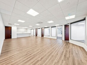 600 W Broadway, San Diego, CA for lease Interior Photo- Image 2 of 11