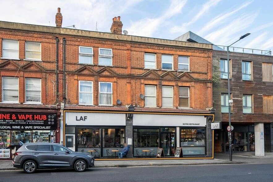 44-46 High Rd, London for lease - Building Photo - Image 2 of 16