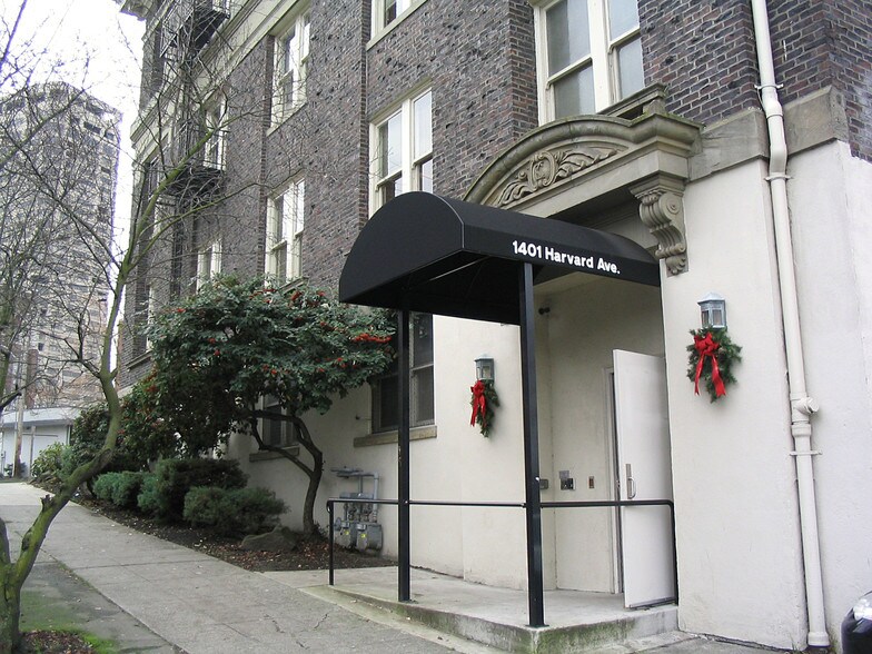 722 E Union St, Seattle, WA for lease - Building Photo - Image 2 of 3