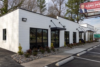 2522-2524 S Wilmington St, Raleigh, NC for lease Interior Photo- Image 2 of 5