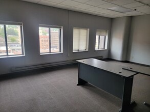 314 W Superior St, Duluth, MN for lease Interior Photo- Image 1 of 2