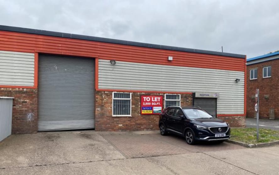 Station Rd, Wolverhampton for lease - Building Photo - Image 1 of 1