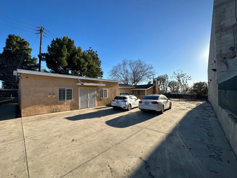 12270 Foothill Blvd, Sylmar, CA for sale - Building Photo - Image 3 of 10