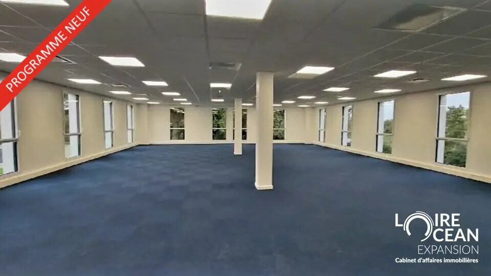 Office in Pornic for sale - Interior Photo - Image 2 of 6