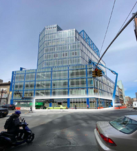 425 Westchester Ave, Bronx, NY for lease Building Photo- Image 1 of 2