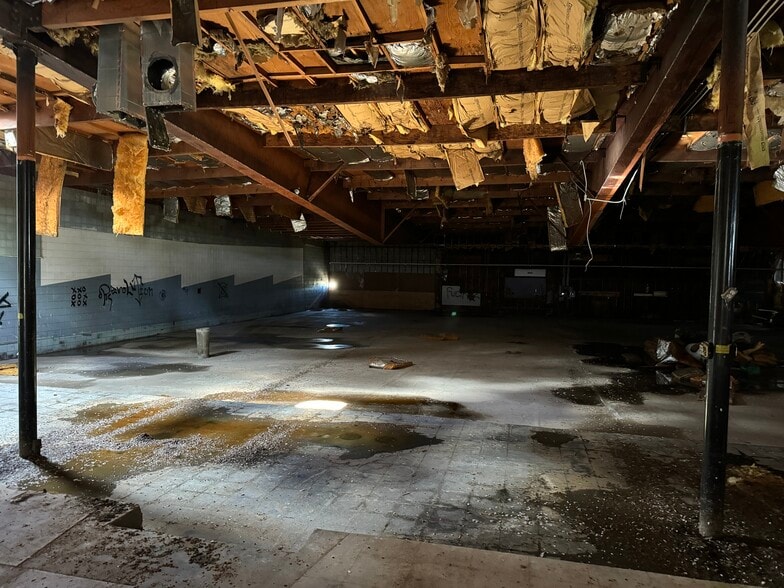 1790 W Hobsonway, Blythe, CA for sale - Interior Photo - Image 2 of 21