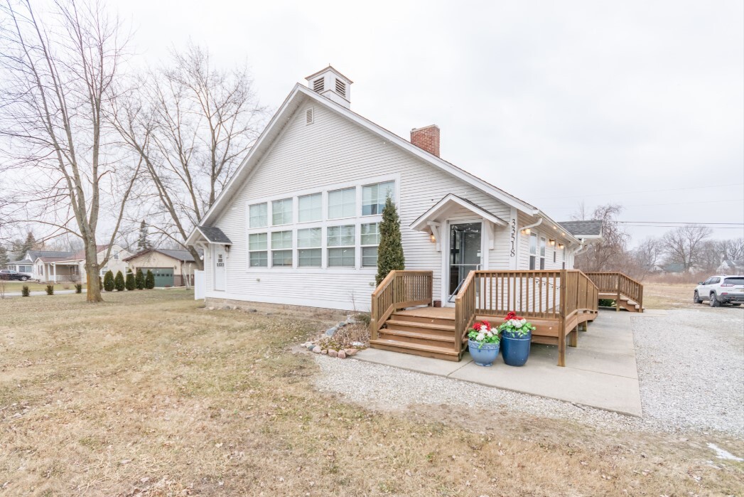 33494-33518 Jefferson Ave, Brownstown, MI for sale Building Photo- Image 1 of 14