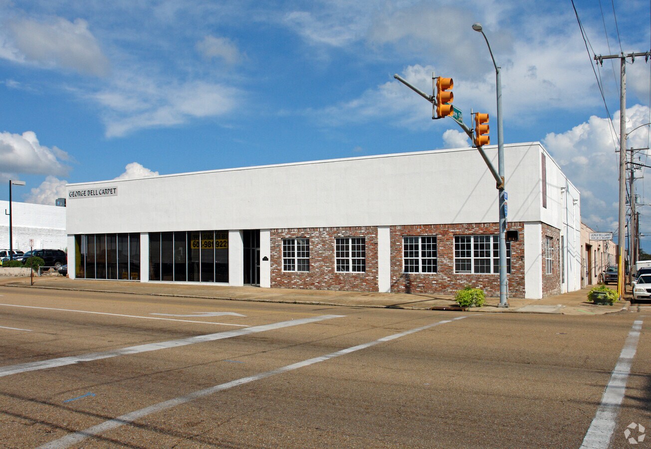 318 S State St, Jackson, MS 39201