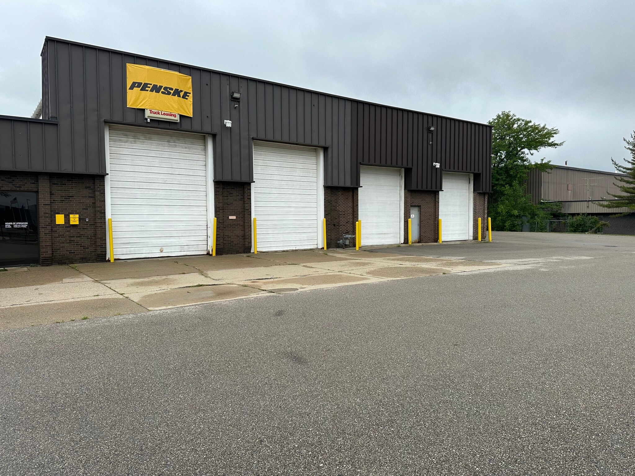 5260 36th St SE, Grand Rapids, MI for lease Building Photo- Image 1 of 10