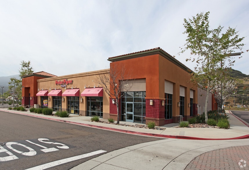 2983 Jamacha Rd, El Cajon, CA for lease - Building Photo - Image 2 of 2