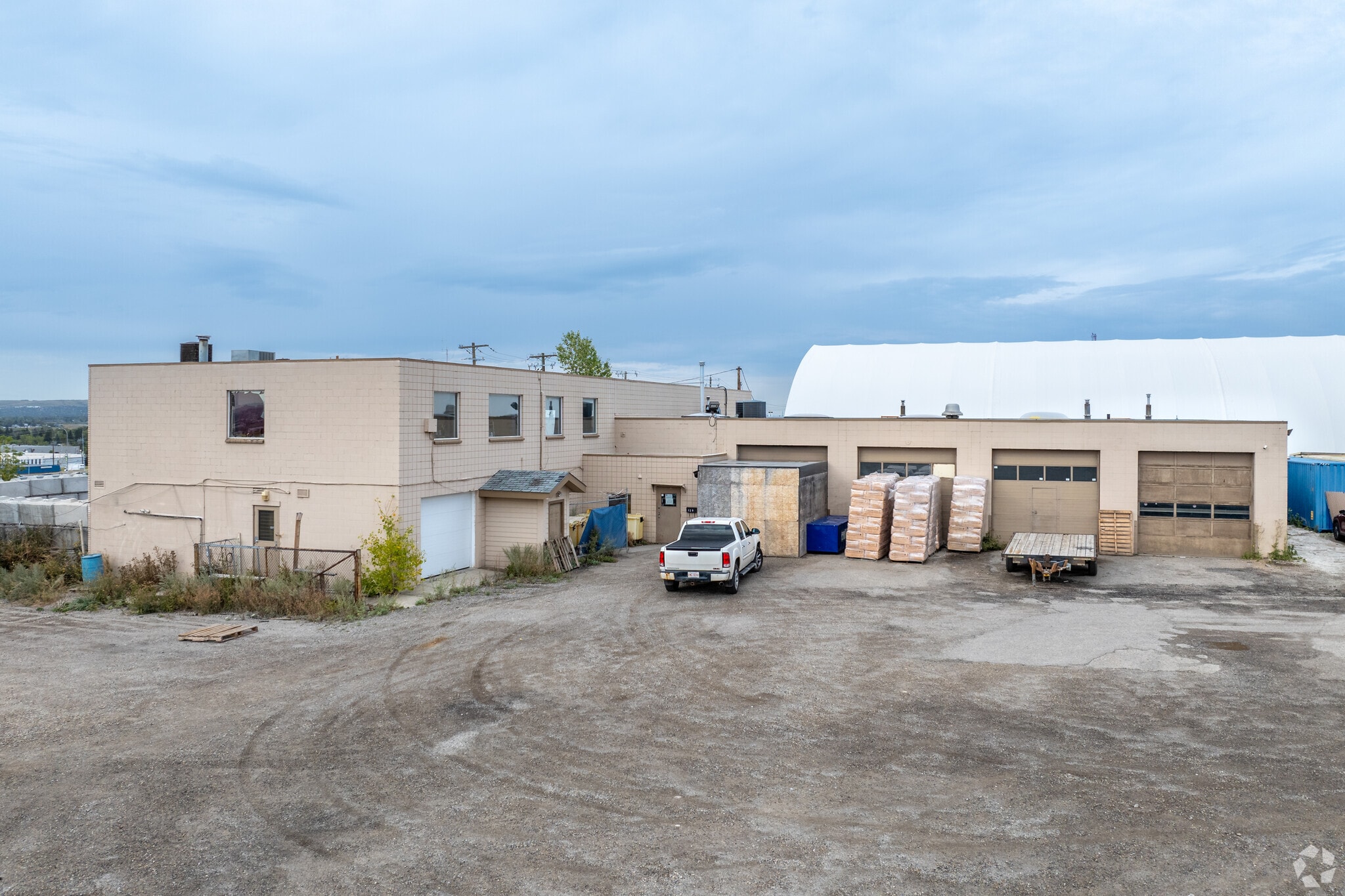 415 Monument Pl SE, Calgary, AB for sale Building Photo- Image 1 of 1