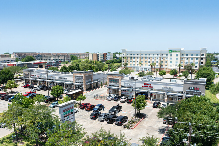 300 W Bay Area Blvd, Webster, TX for sale - Building Photo - Image 1 of 1