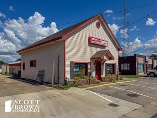 More details for 711 S Elm St, Denton, TX - Office for Lease