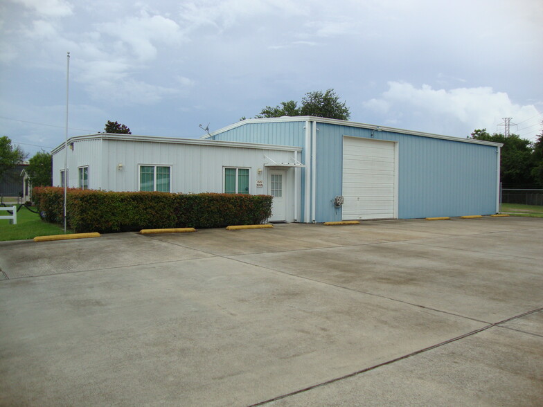 820 Main St, La Marque, TX for sale - Primary Photo - Image 1 of 1