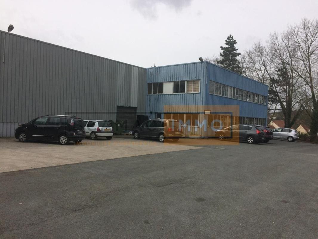 Industrial in SAINT-OUEN-L'AUMONE for lease Building Photo- Image 1 of 9