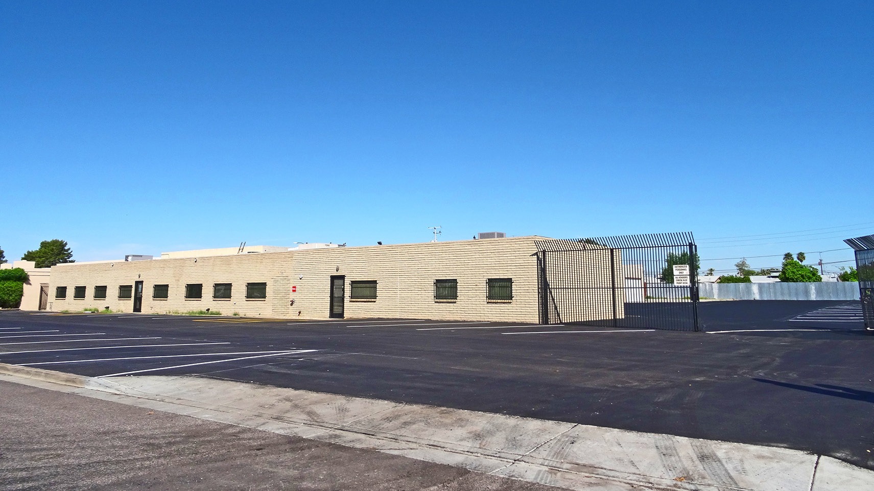 2224-2226 W Shangri La Rd, Phoenix, AZ for sale Building Photo- Image 1 of 6