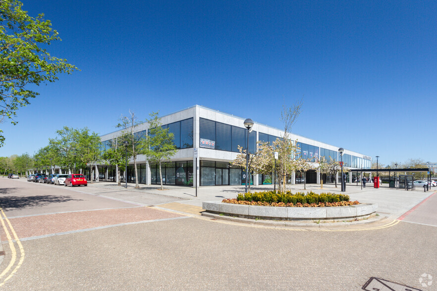 28 Secklow Gate W, Milton Keynes for lease - Building Photo - Image 1 of 7