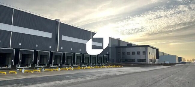 Location Entrepôt 18 827 m²