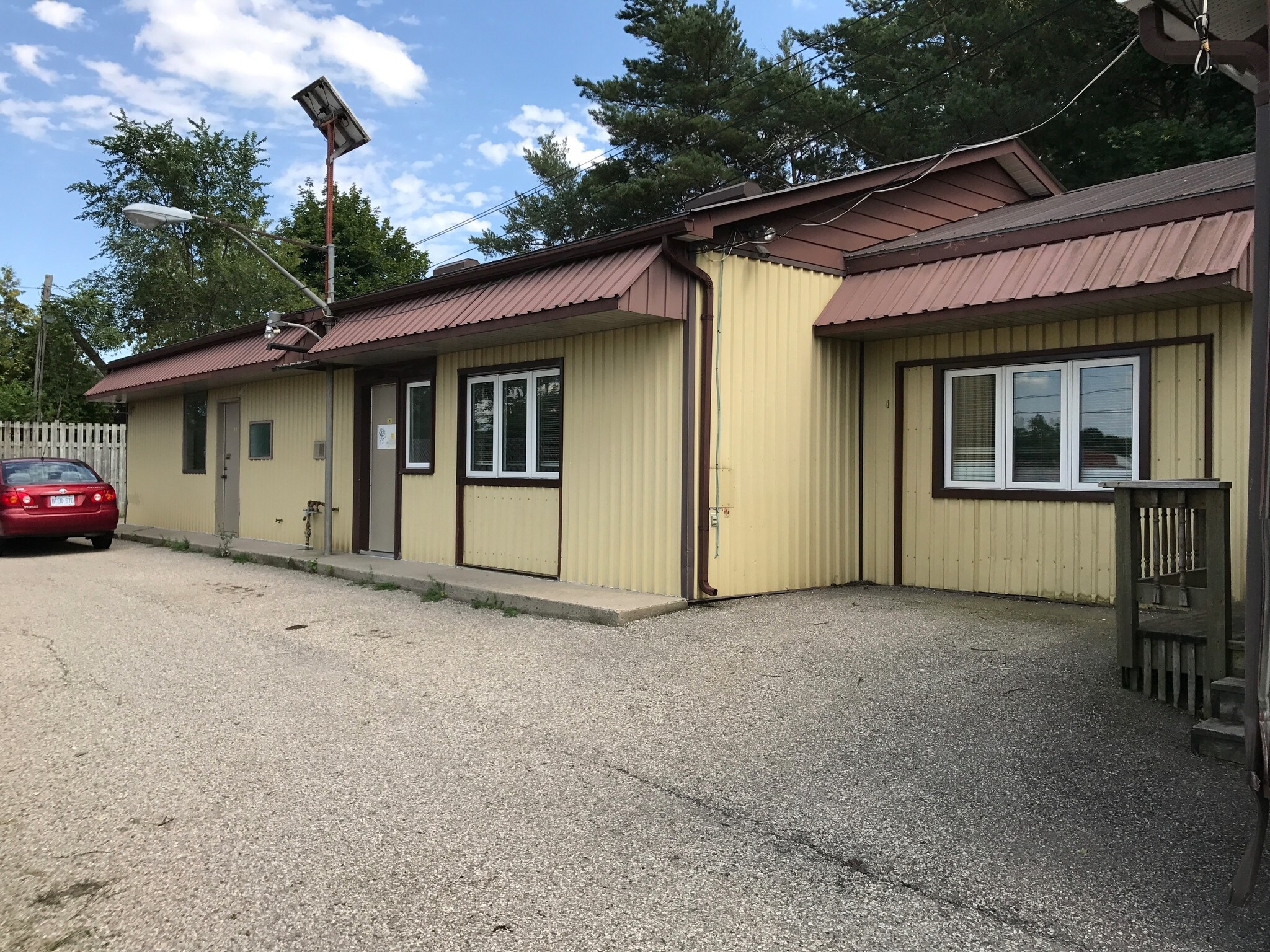 36 Devitt Ave, Waterloo, ON for sale Primary Photo- Image 1 of 1