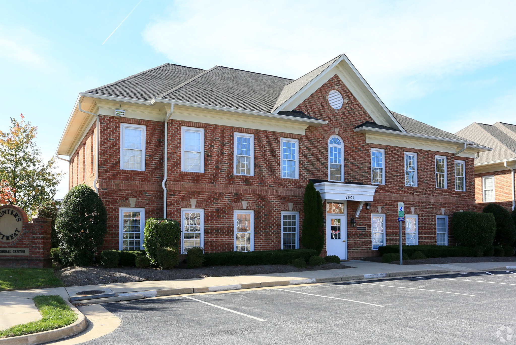 2501 Hunter Pl, Woodbridge, VA for lease Primary Photo- Image 1 of 8