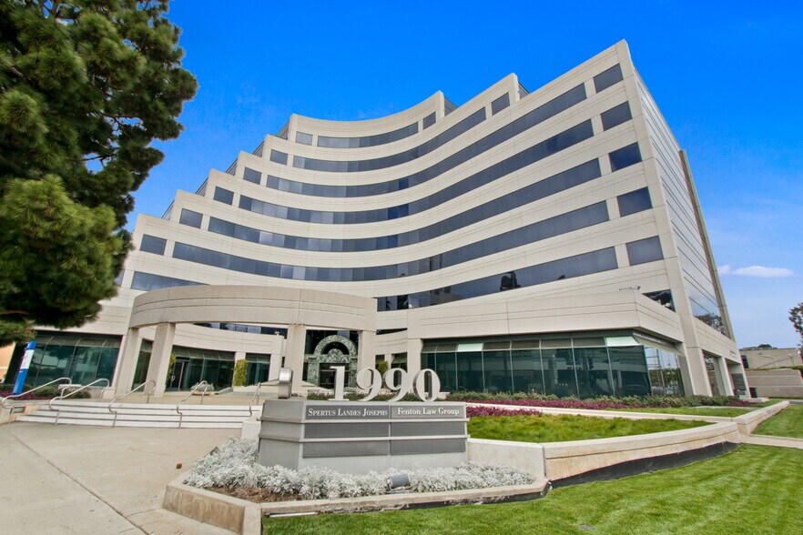 1990 S Bundy Dr, Los Angeles, CA for lease - Building Photo - Image 2 of 7