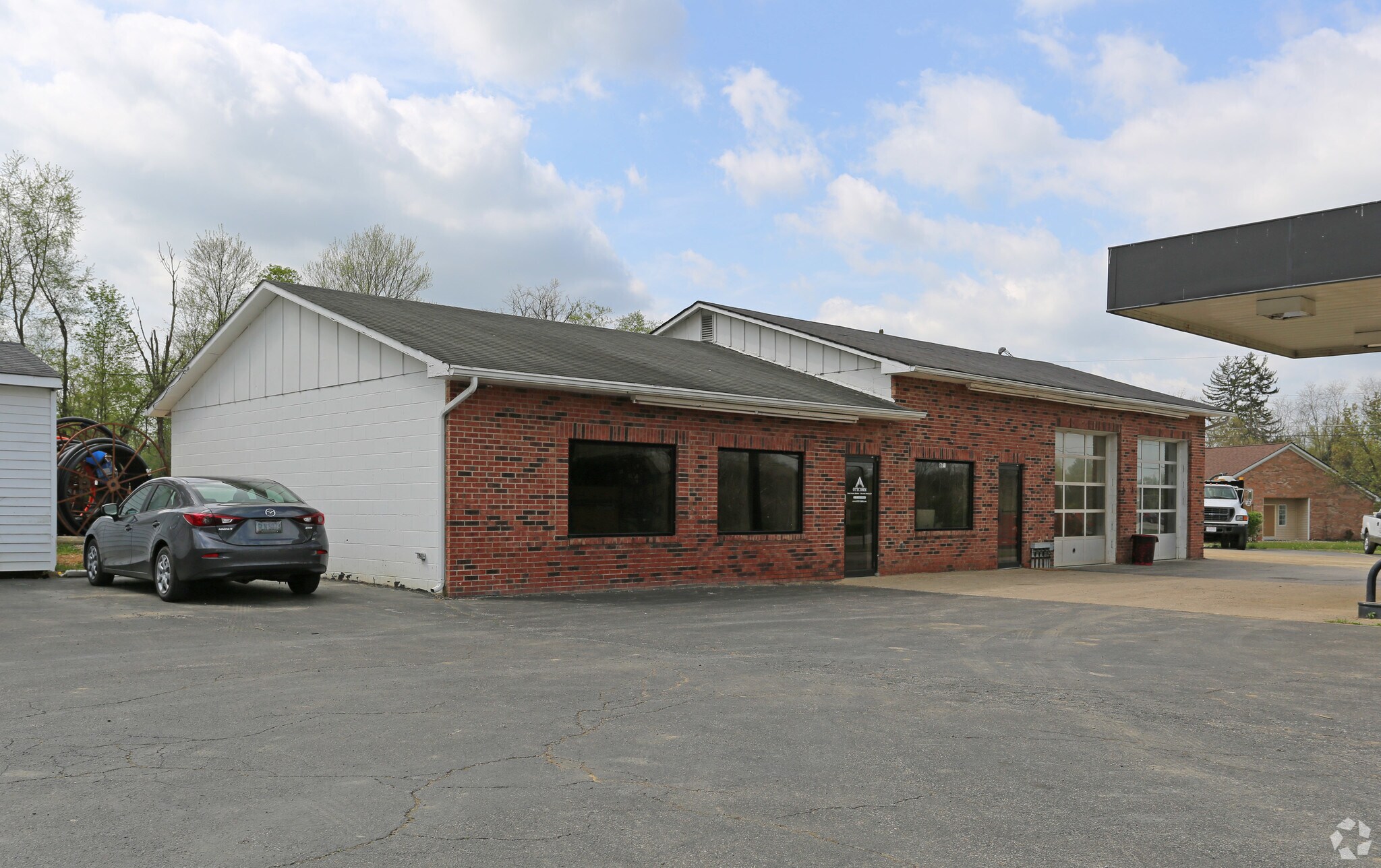 1675 State Route 28, Goshen, OH for sale Primary Photo- Image 1 of 1