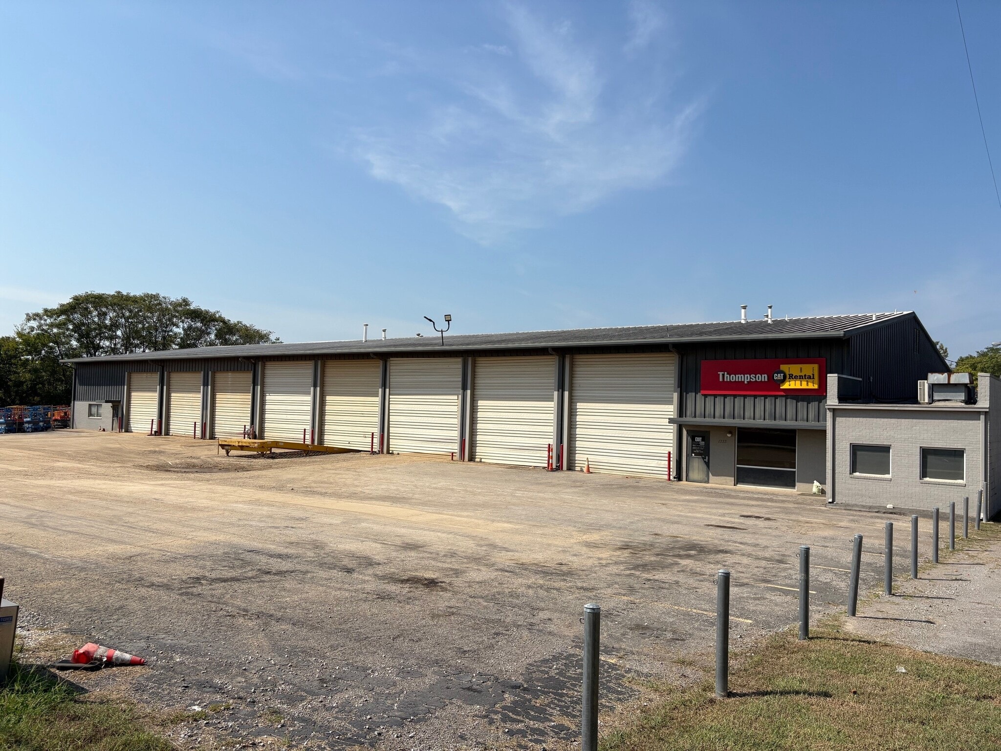 1333 Foster Ave, Nashville, TN for lease Building Photo- Image 1 of 7