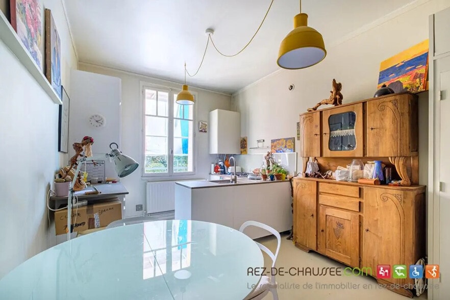 Office in Lyon for sale - Interior Photo - Image 3 of 5