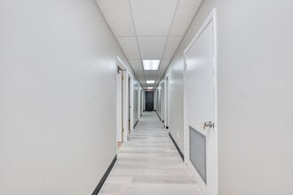 5858 St Augustine Rd, Jacksonville, FL for lease Interior Photo- Image 2 of 11