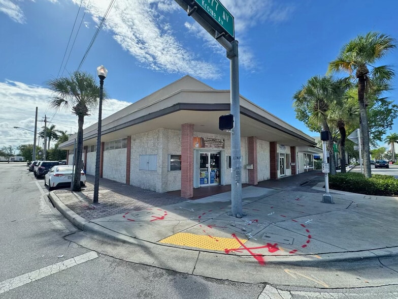 137-141 N Krome Ave, Homestead, FL for sale - Building Photo - Image 2 of 10