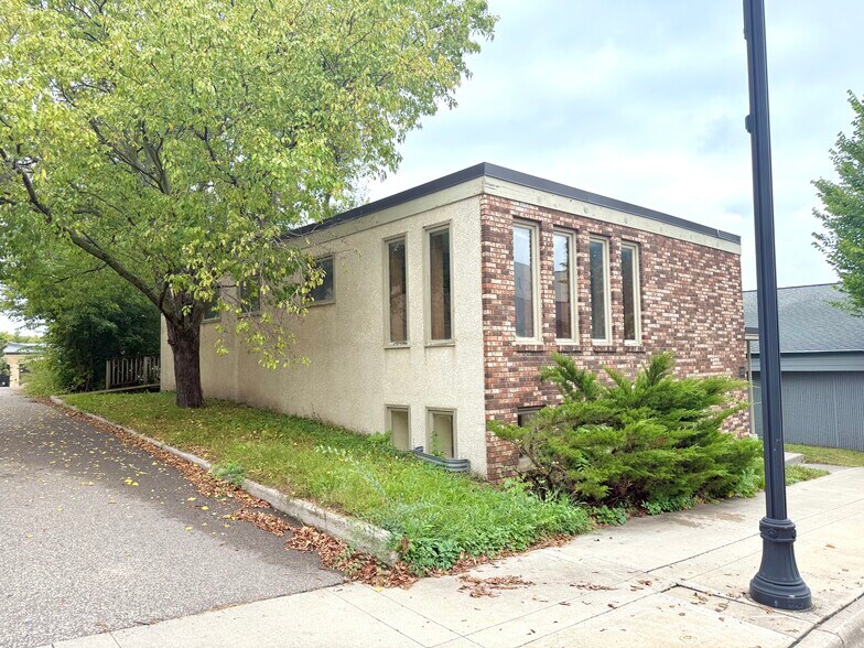 125 2nd St N, Delano, MN for sale - Building Photo - Image 1 of 25